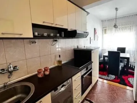 Rent, two bedroom apartment, 70m², Centar, Tivat - image 9