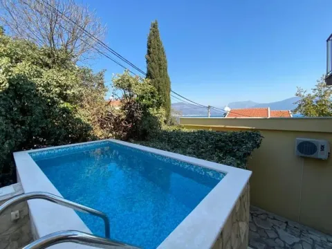 Prodaja, kuća, 230m², Krašići, Tivat