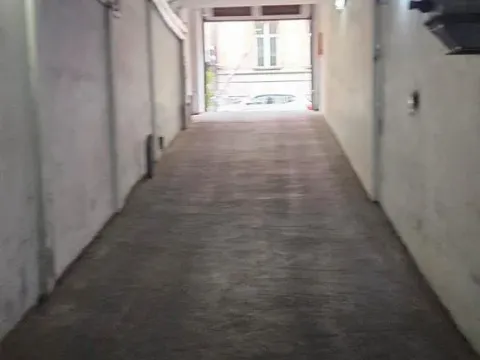 Prodaja, četvorosoban stan, 106m², Vračar, Šid - image 16