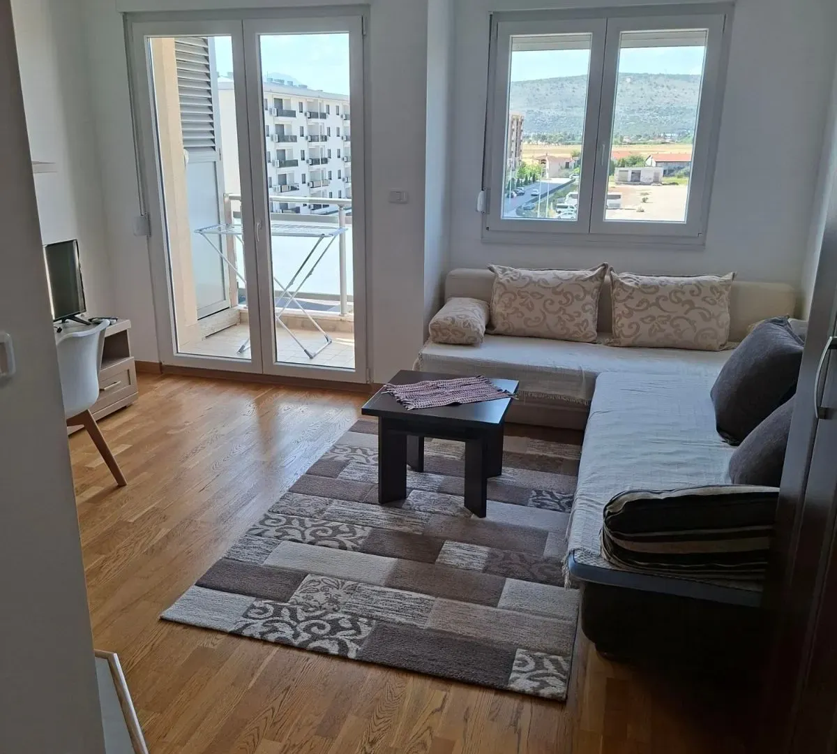 Rent, studio apartment, 30m², City Kvart, Podgorica
