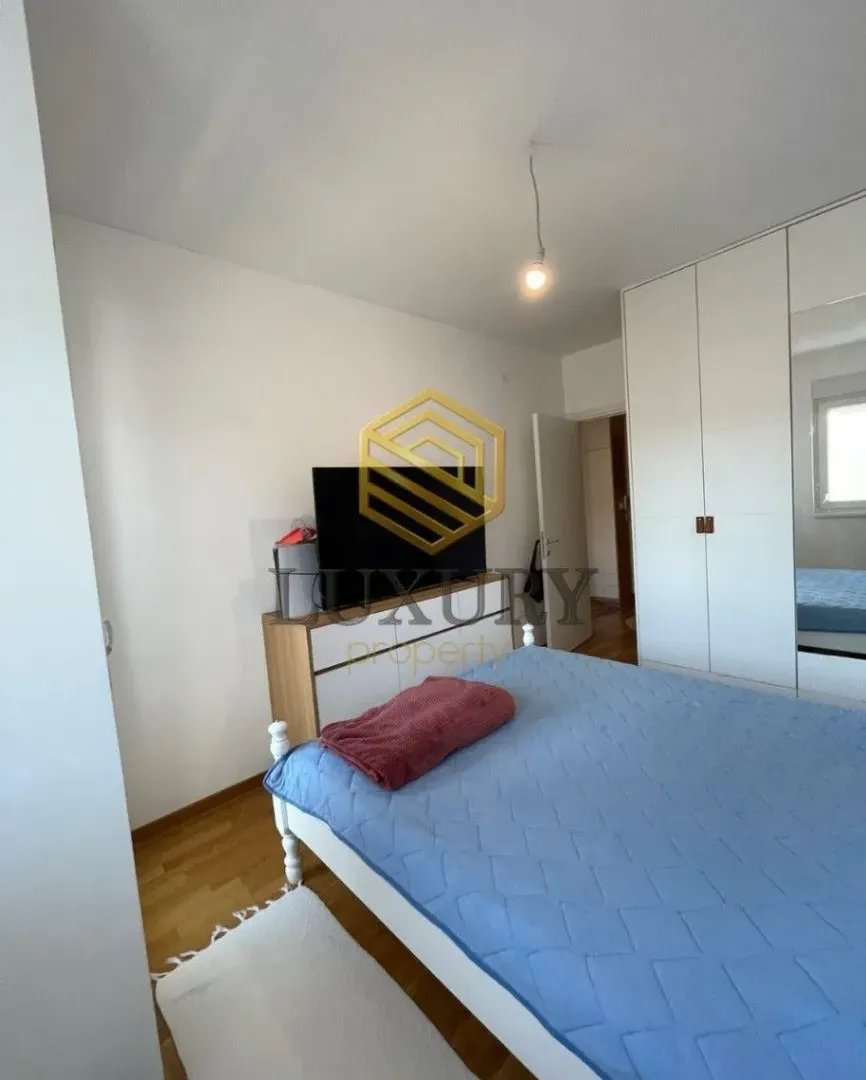 Izdavanje, jednosoban stan, 46m², City Kej, Podgorica