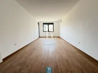 Prodaja, jednosoban stan, 50m², Tološka šuma, Podgorica - image 2