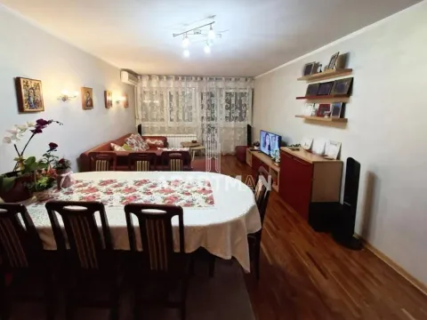 Prodaja, trosoban stan, 61m², Stari Merkator, Novi Beograd Sve Podlokacije - image 4