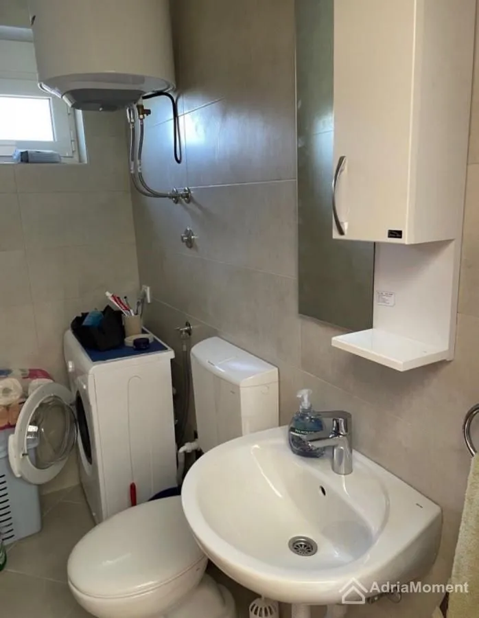 Sale, two bedroom apartment, 67m², Radovići, Tivat