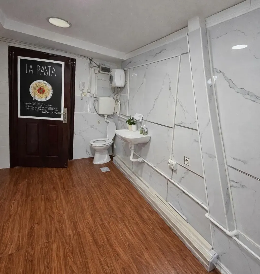 Rent, office space, 15m², Centar, Podgorica