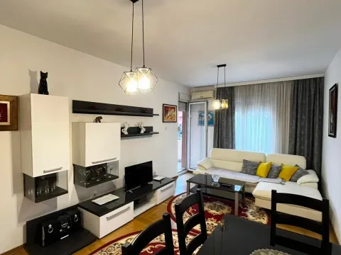 Prodaja, jednosoban stan, 50m², Zabjelo, Podgorica - image 1