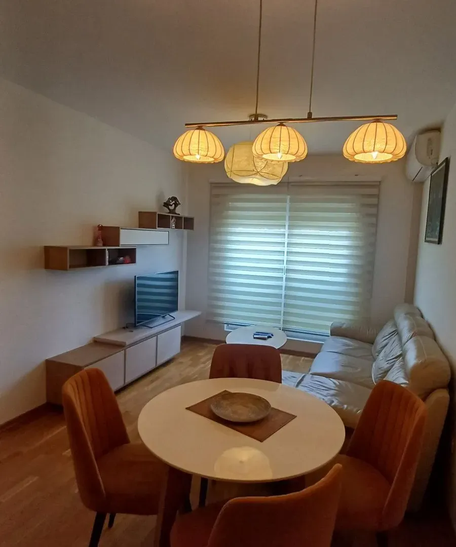Prodaja, jednosoban stan, 40m², Centar, Nikšić