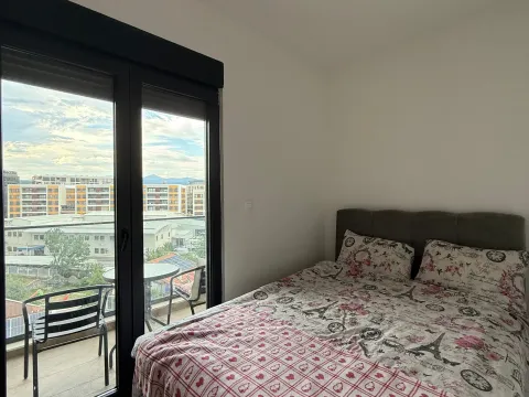 Rent, one bedroom apartment, 40m², City Kvart, Podgorica - image 6