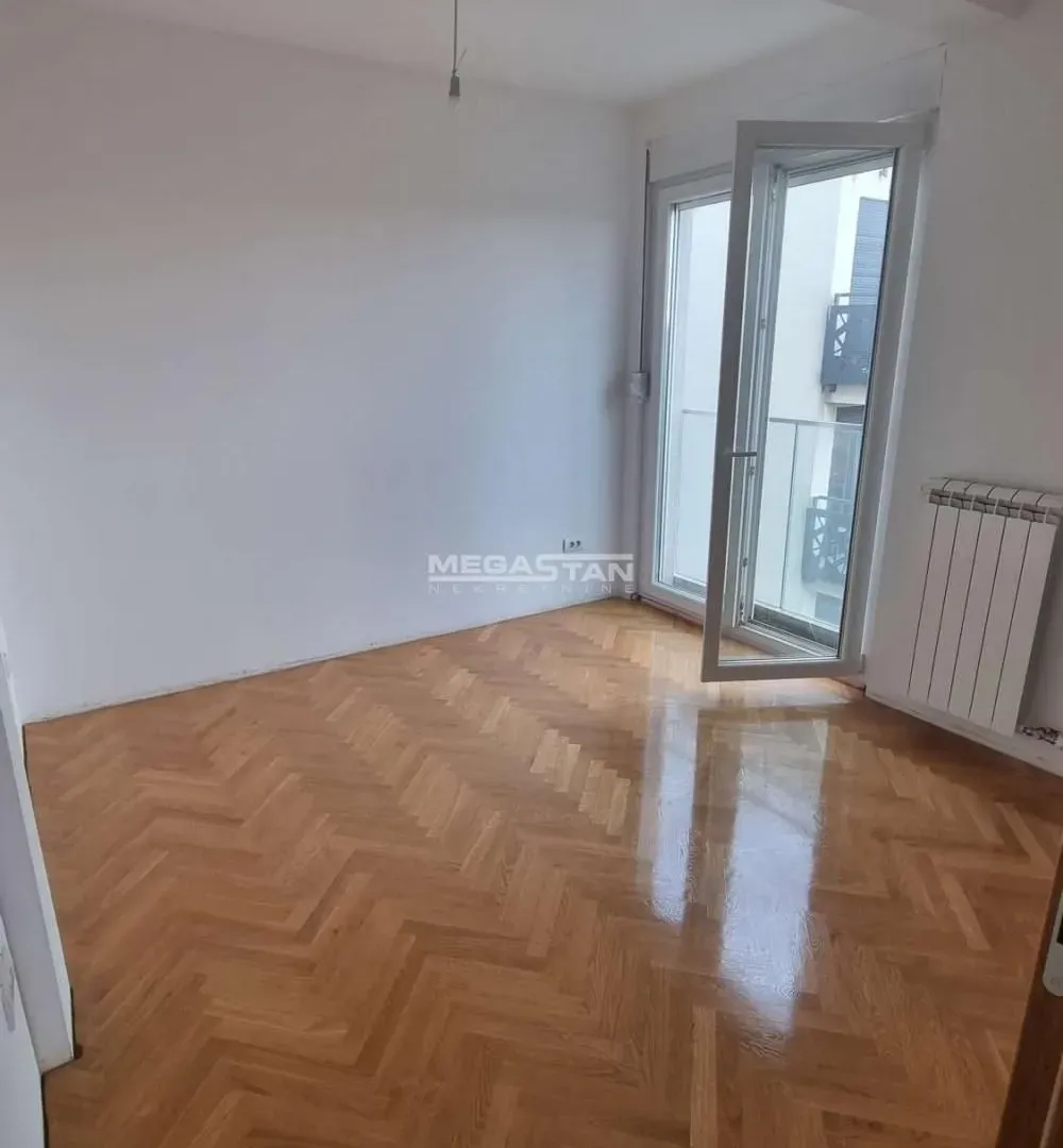 Prodaja, trosoban stan, 75m², Lekino Brdo, Voždovac Sve Podlokacije