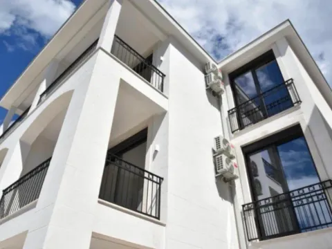 Sale, one bedroom apartment, 55m², Skočiđevojka, Budva - image 10