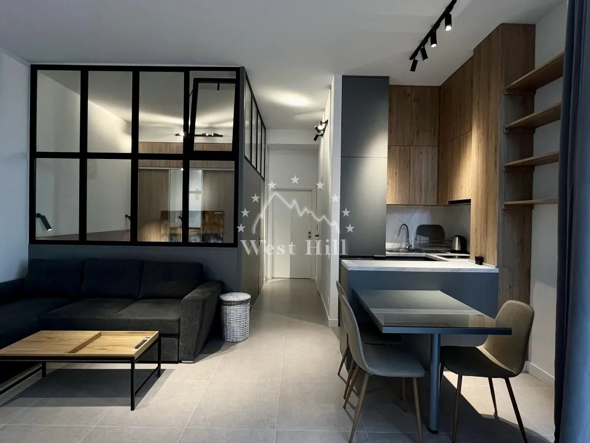 Prodaja, jednosoban stan, 36m², Tivat, Crna Gora