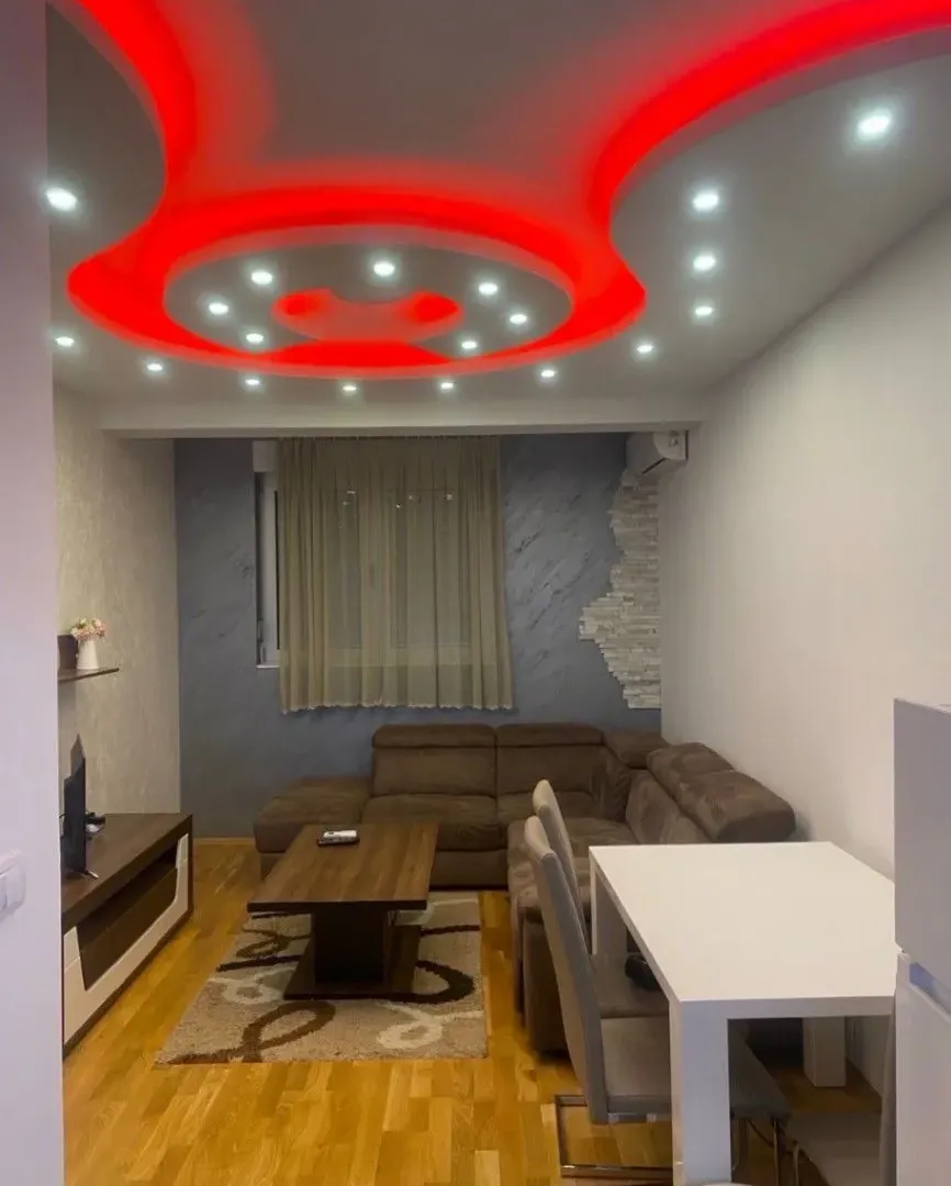 Izdavanje, jednosoban stan, 45m², Budva, Crna Gora