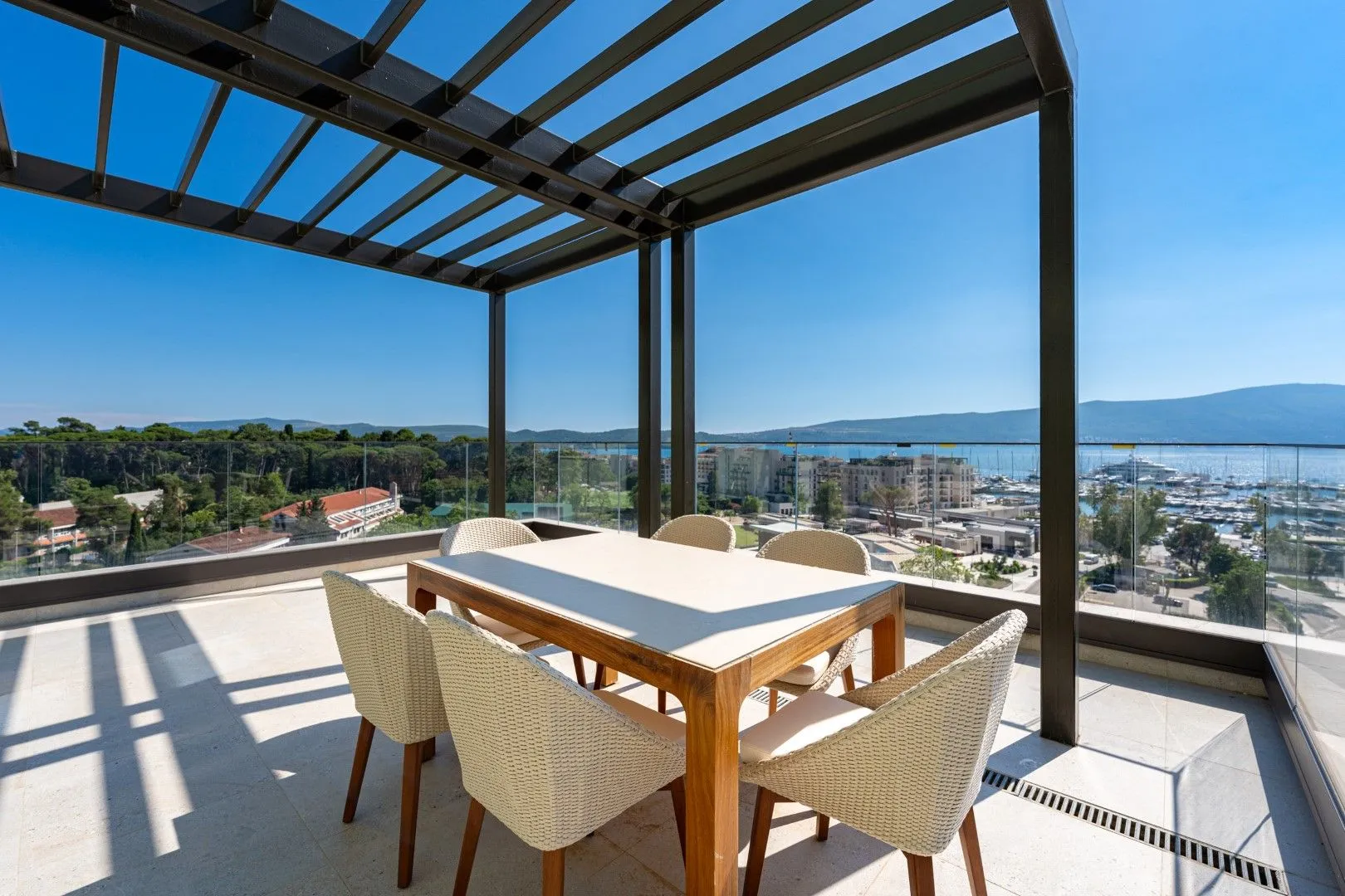 Prodaja, dvosoban stan, 154m², Porto Montenegro, Tivat