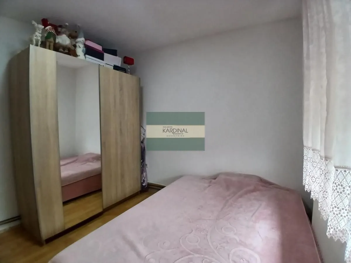 Prodaja, kuća, 316m², Trnava, Jagodina