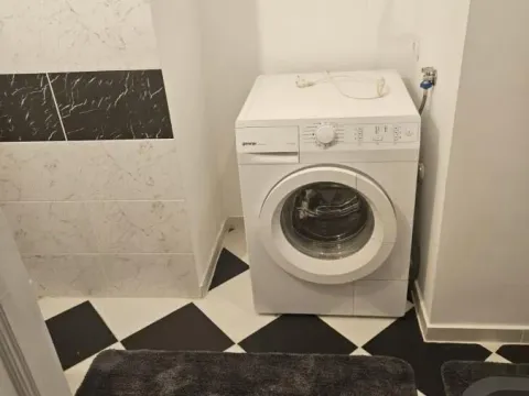 Izdavanje, četvorosoban stan, 120m², Kalenić Pijaca, Vračar Sve Podlokacije - image 5