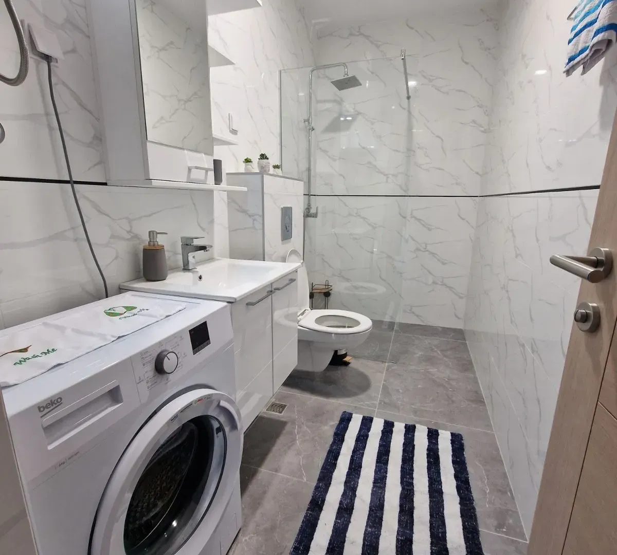 Sale, studio apartment, 32m², Bečići, Budva