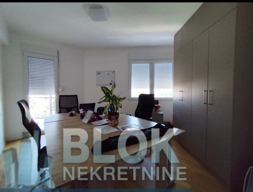 Izdavanje, dvosoban stan, 103m², Ljubović, Podgorica