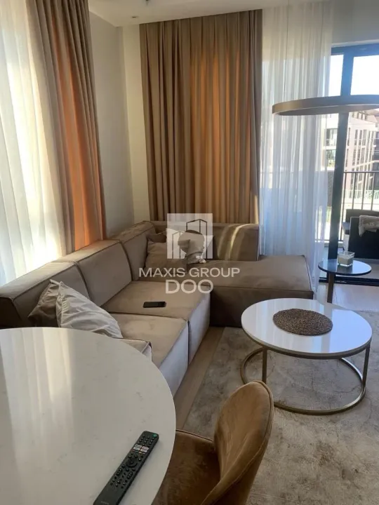 Rent, two bedroom apartment, 56m², Savski Venac, Beograd