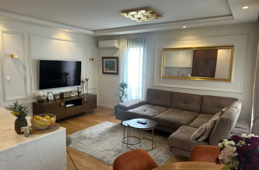 Prodaja, dvosoban stan, 74m², Blok 6, Podgorica