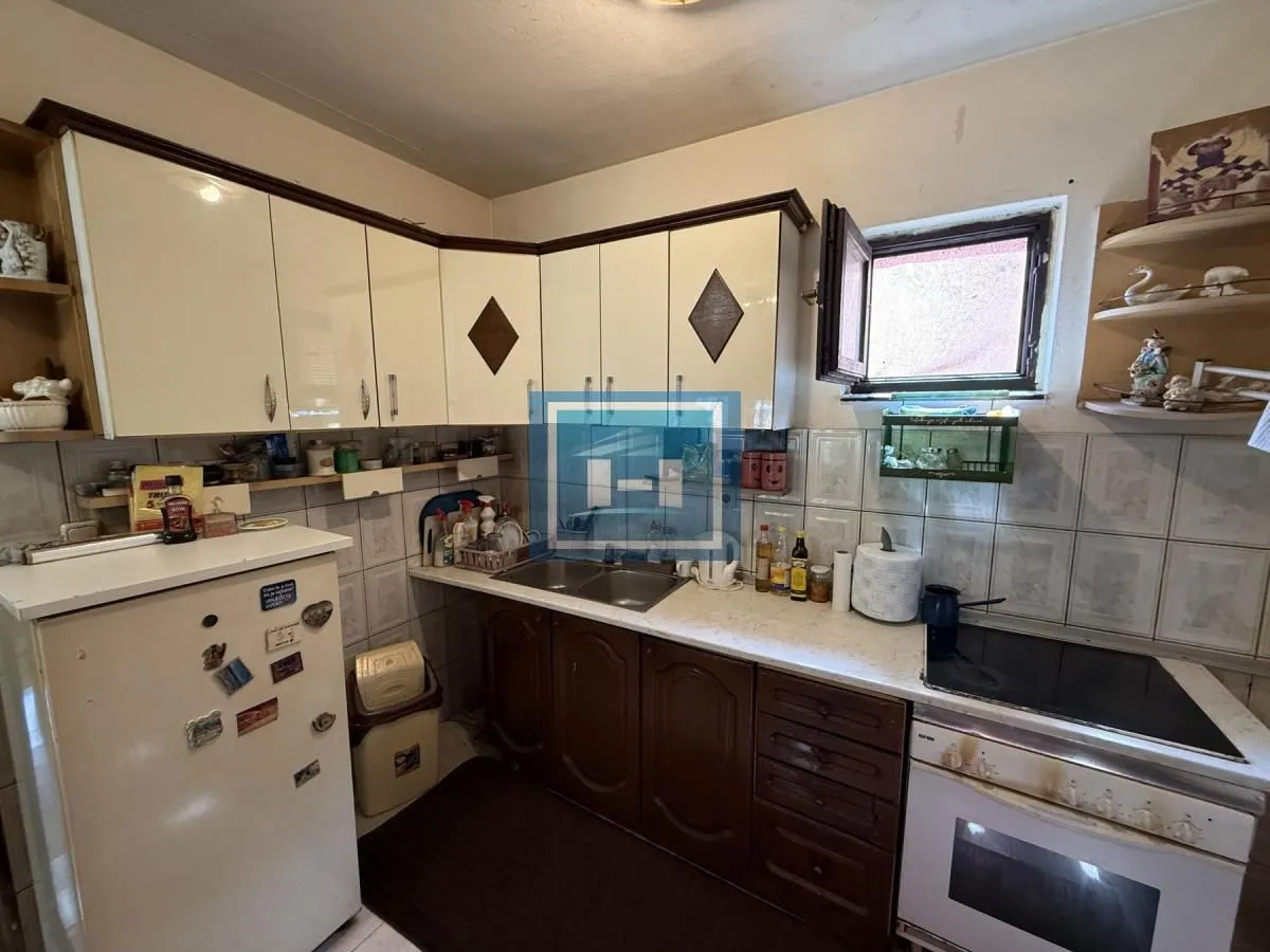 Prodaja, kuća, 160m², Kupusara, Jagodina