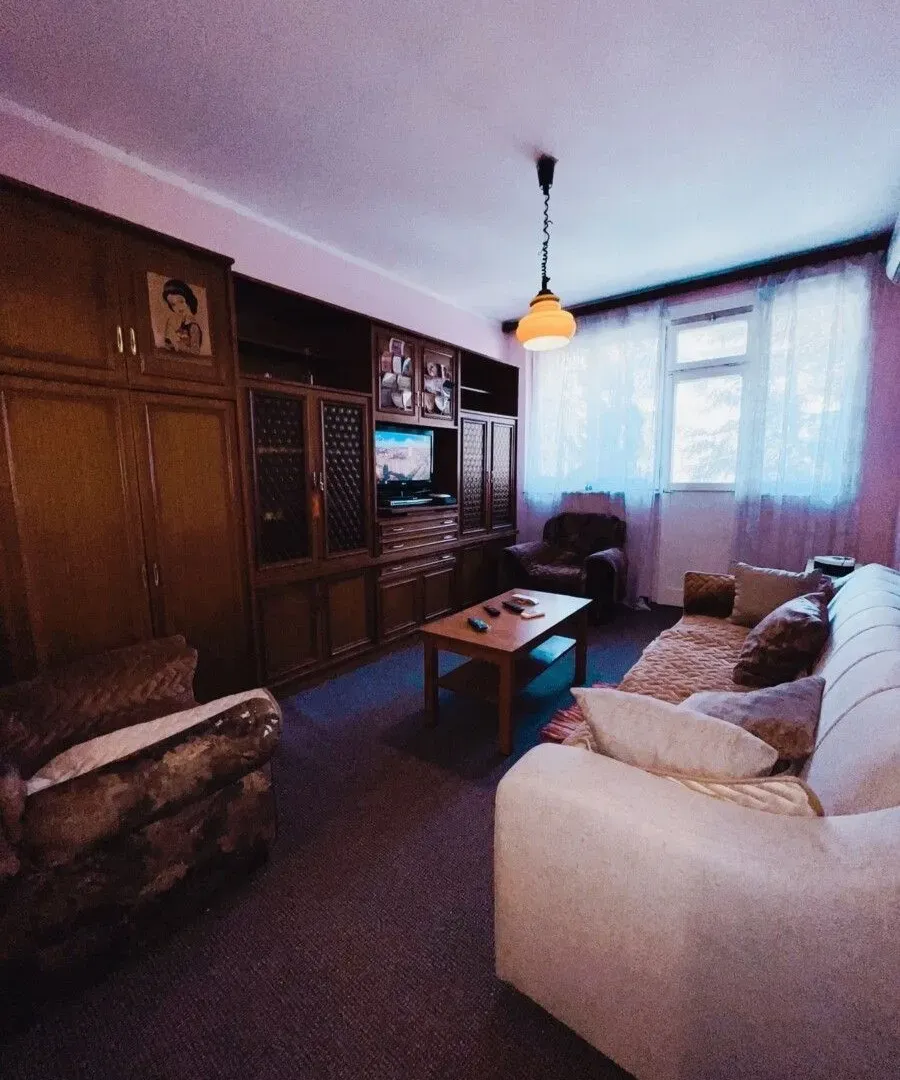 Izdavanje, jednosoban stan, 45m², Preko Morače, Podgorica