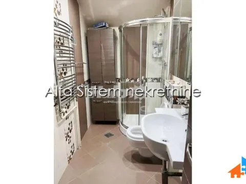 Izdavanje, četvorosoban stan, 120m², Neimar, Vračar Sve Podlokacije - image 15