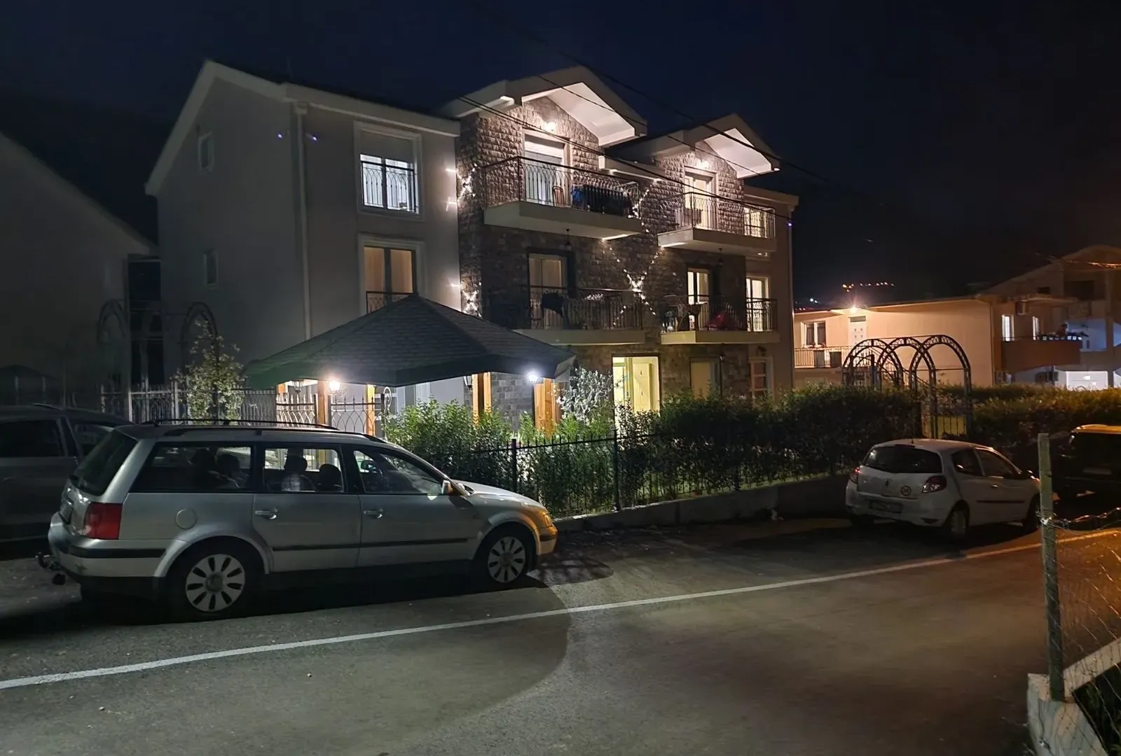 Sale, house, 480m², Tivat, Crna Gora