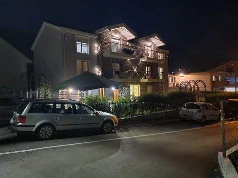 Prodaja, kuća, 480m², Tivat, Crna Gora - image 9