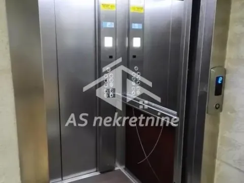 Rent, two bedroom apartment, 40m², Južni Bulevar, Vračar Sve Podlokacije - image 10