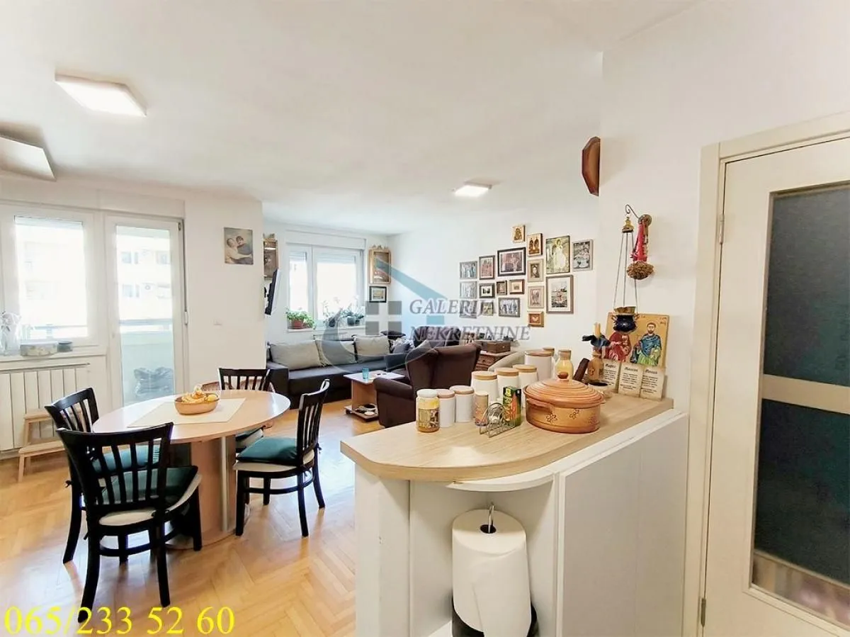Prodaja, trosoban stan, 84m², Voždovac Sve Podlokacije, Beograd