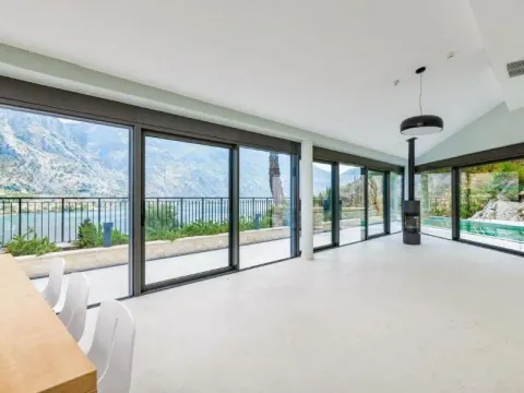 Prodaja, kuća, 479m², Prčanj, Kotor - image 2