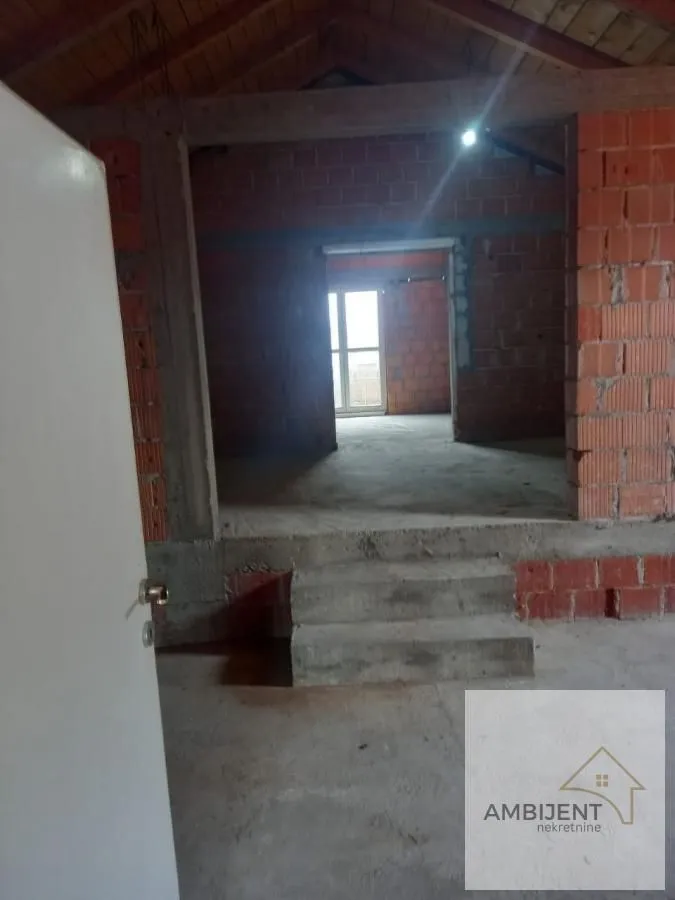 Sale, office space, 240m², Zemun Sve Podlokacije, Beograd