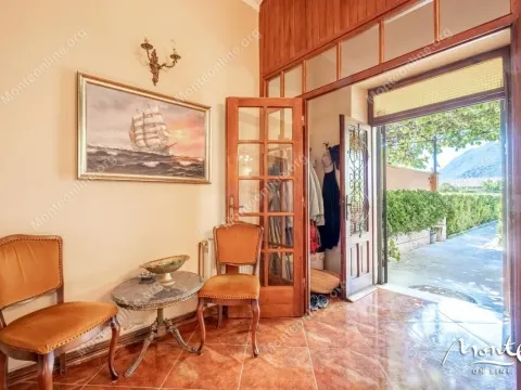 Prodaja, kuća, 112m², Risan, Kotor - image 19