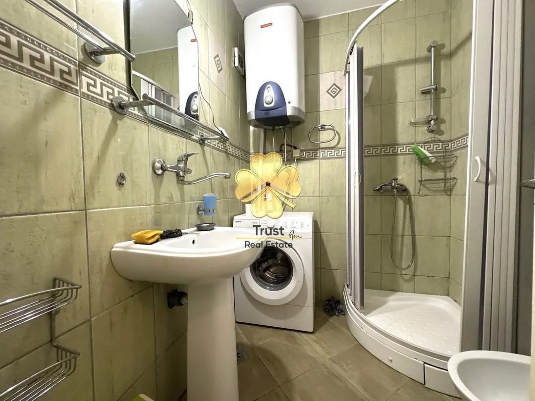 Prodaja, dvosoban stan, 65m², Gintaš, Podgorica