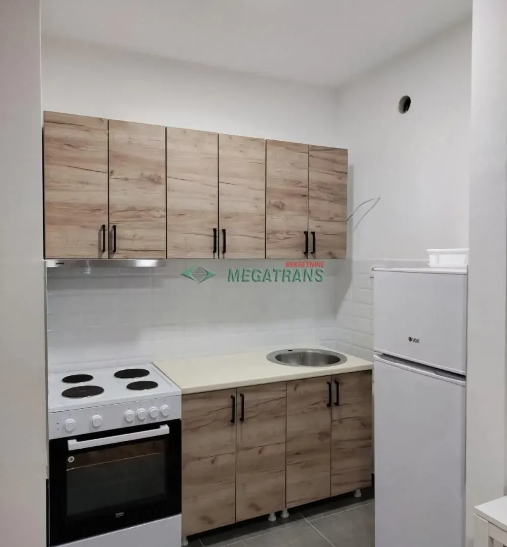 Izdavanje, stan, 28m², Petrovaradin, Novi Sad
