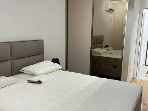 Prodaja, dvosoban stan, 68m², Stari Aerodrom, Podgorica - image 5