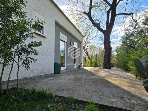 Rent, house, 100m², Velje Brdo, Podgorica - image 10