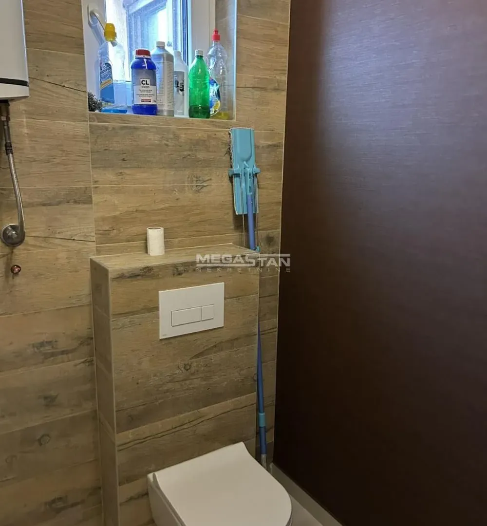 Prodaja, četvorosoban stan, 162m², Pančevo, Srbija