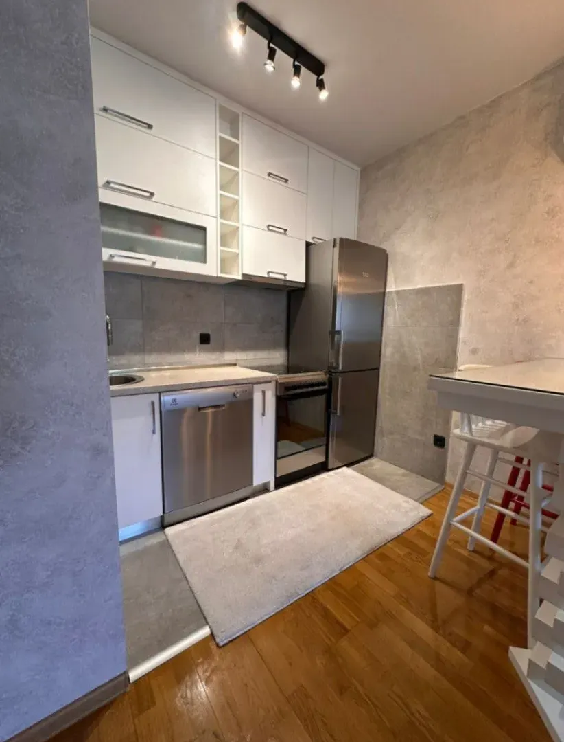 Rent, two bedroom apartment, 60m², Pobrežje, Podgorica