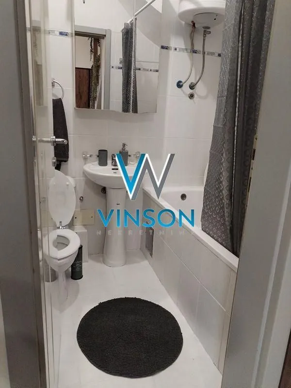 Prodaja, dvosoban stan, 42m², Centar, Novi Sad