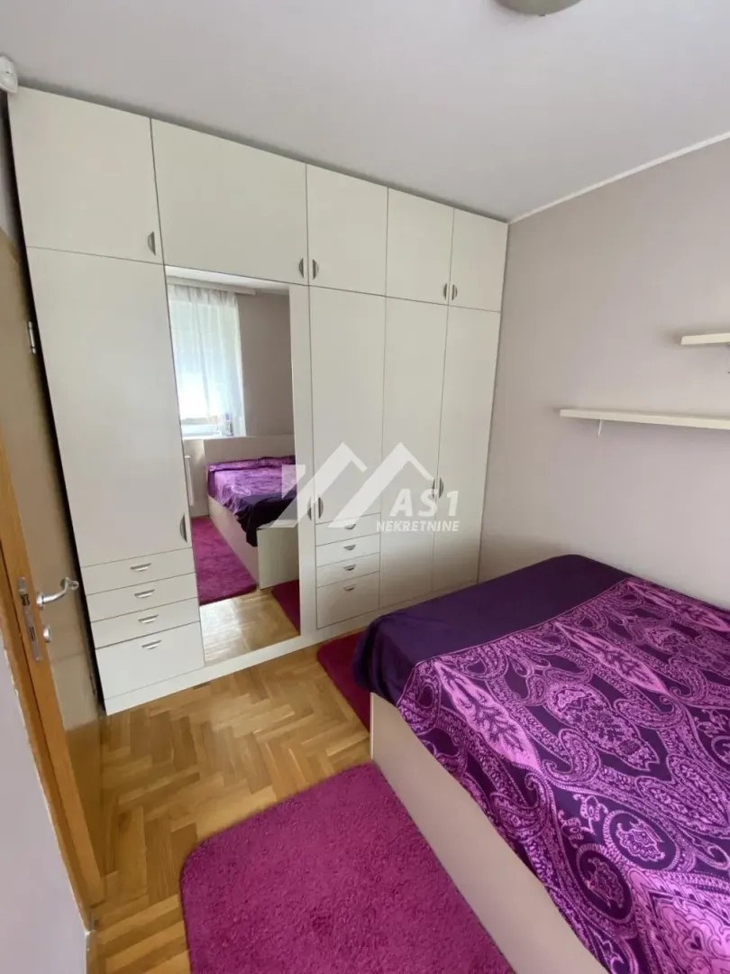Izdavanje, jednosoban stan, 38m², Salajka, Novi Sad Sve Podlokacije