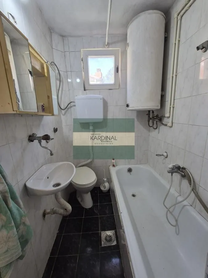 Prodaja, kuća, 75m², Centar, Jagodina