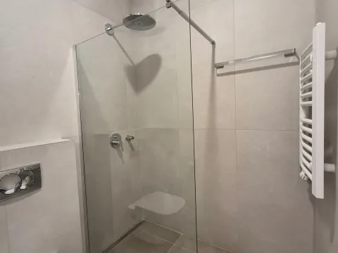 Sale, three bedroom apartment, 107m², Novi Beograd Blok 65, Novi Beograd Sve Podlokacije - image 10