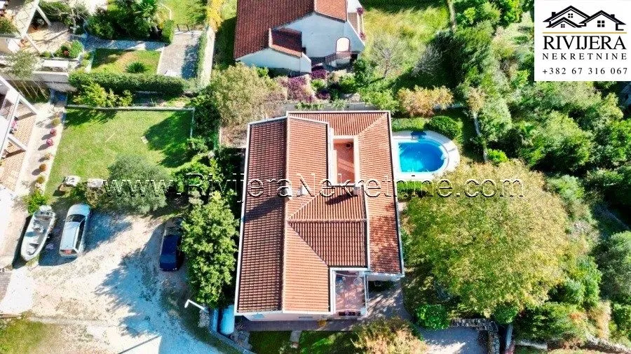 Prodaja, kuća, 300m², Orahovac, Kotor