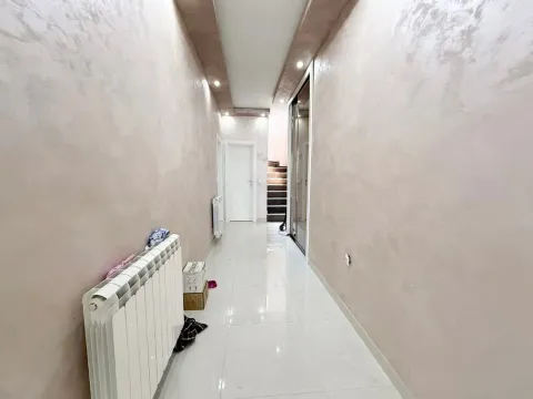 Prodaja, kuća, 260m², Gornja Gorica, Podgorica - image 9