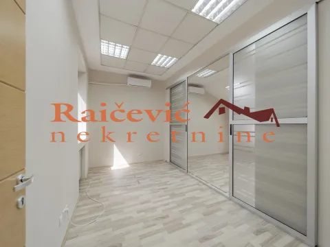 Rent, office space, 183m², Savski Venac, Beograd - image 5