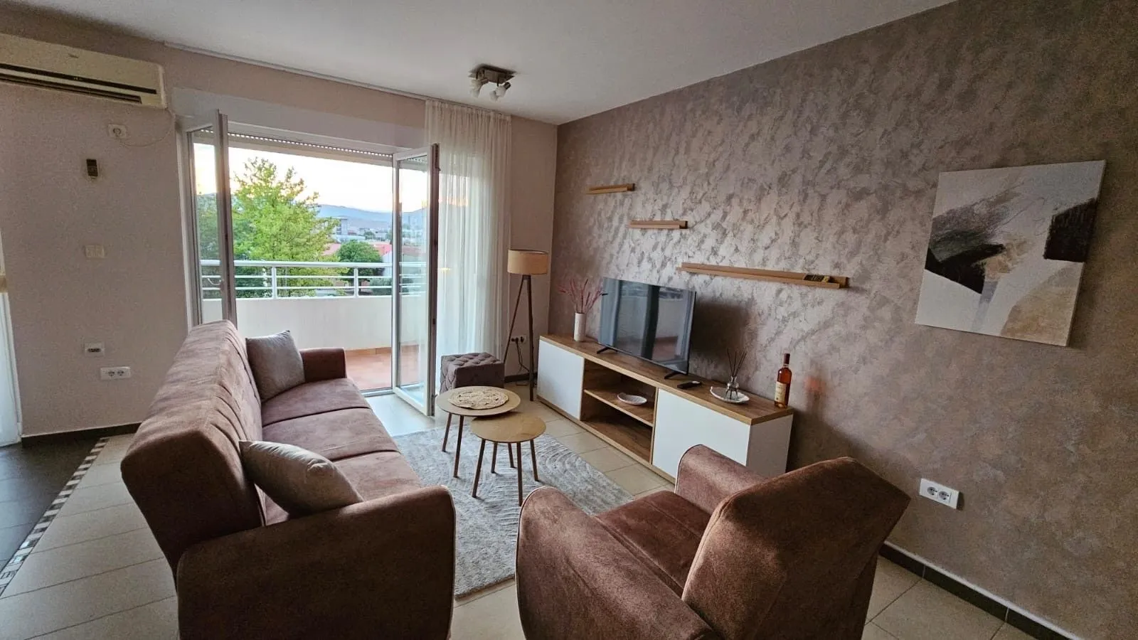 Prodaja, dvosoban stan, 85m², Zabjelo, Podgorica