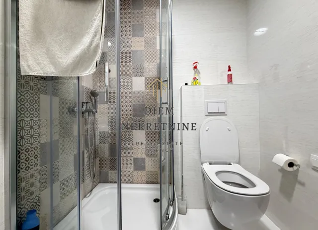 Izdavanje, garsonjera, 28m², Master Kvart, Podgorica