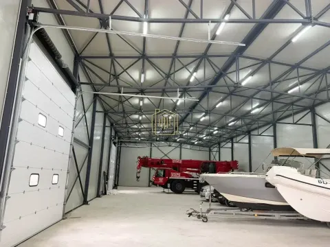 Rent, office space, 1000m², Brežine, Podgorica - image 2