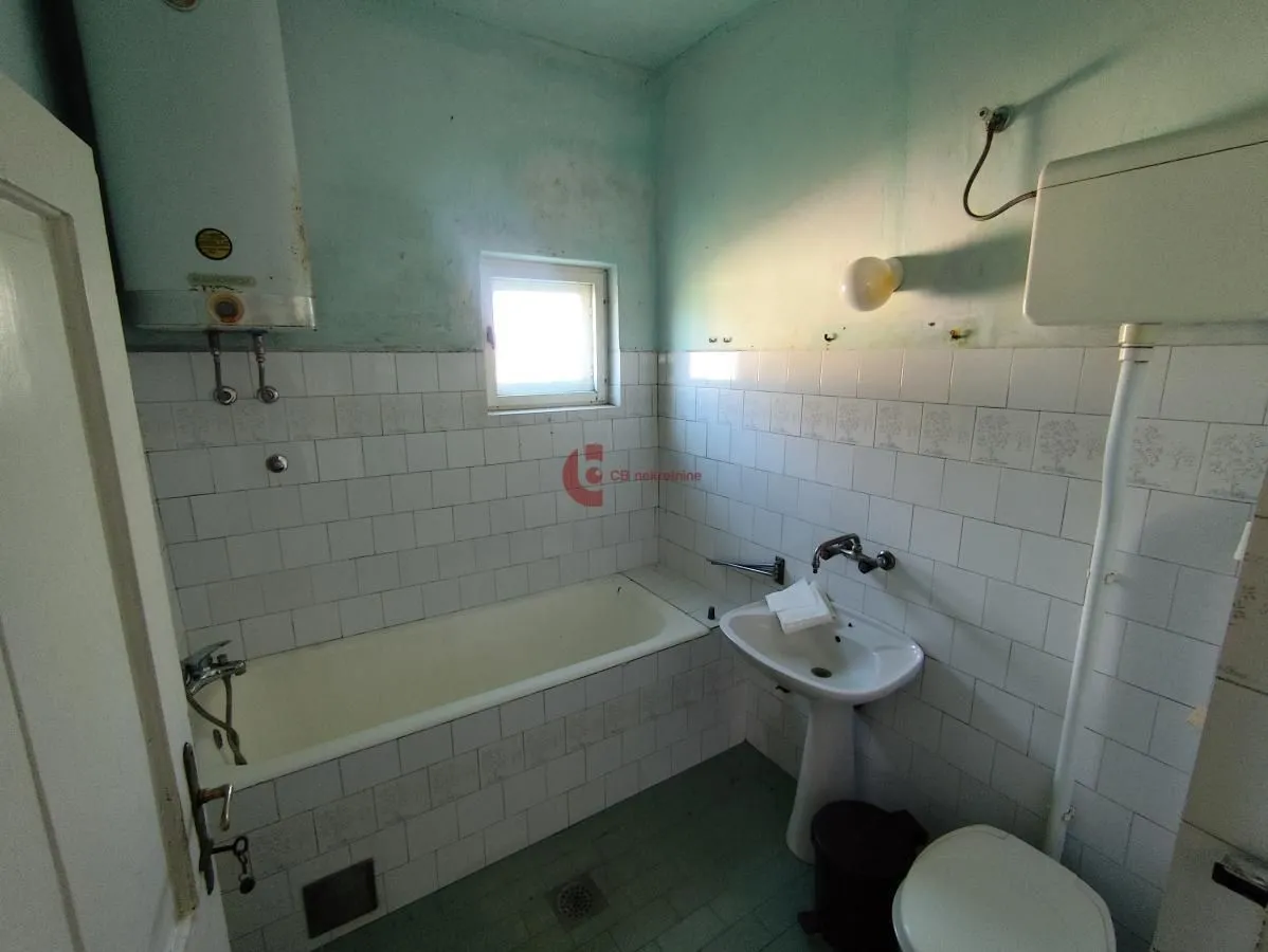 Prodaja, kuća, 185m², Šupljak, Subotica